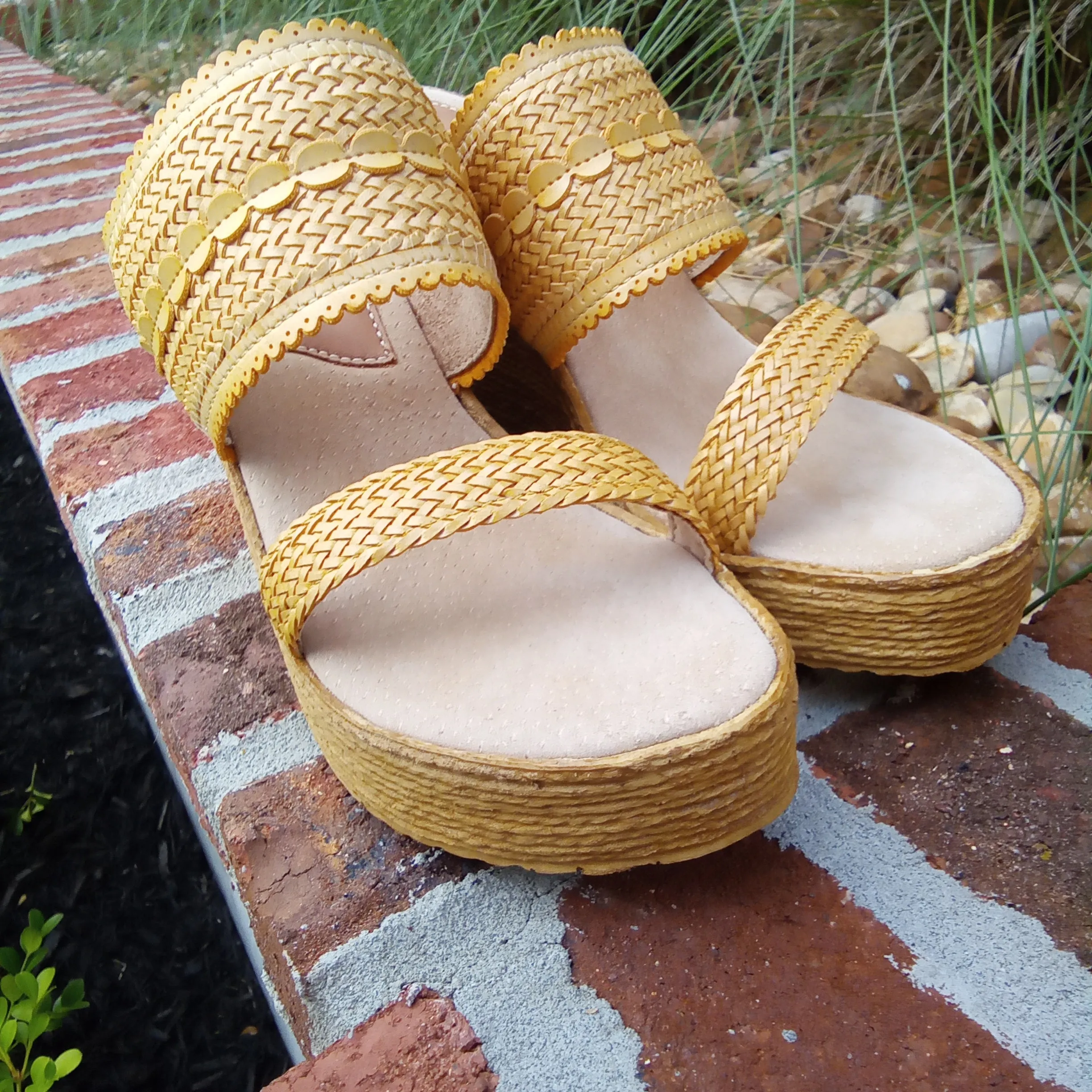 Woven Strap Platform Wedge Sandal | Sbicca Anatase